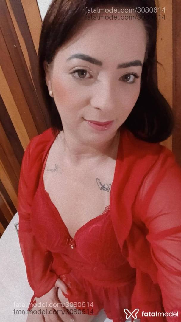 Acompanhante mulher loira (o) de olhos verdes - Anny