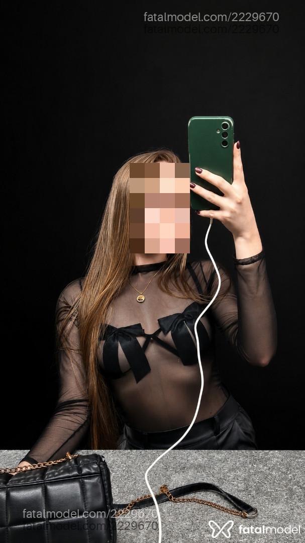 Acompanhante mulher loira (o) de olhos verdes - Sofia Engel