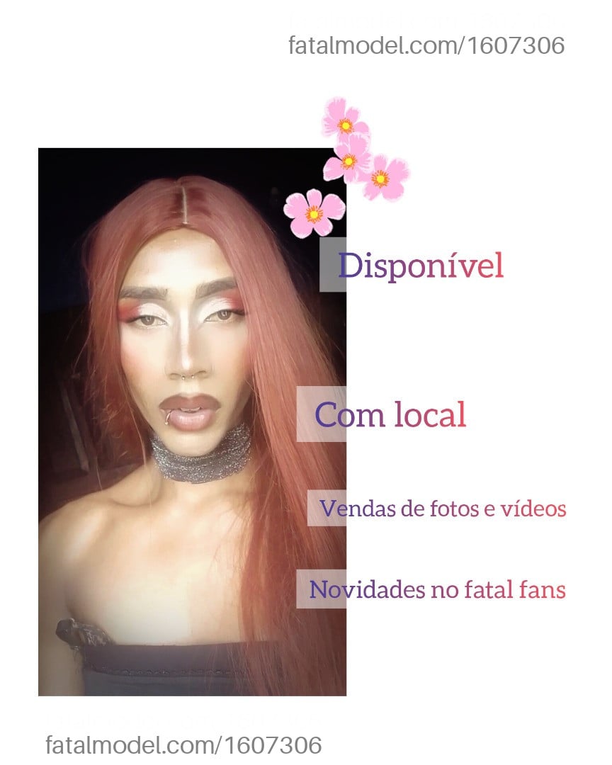 Acompanhante mulher trans loira (o) de olhos pretos - Olivia
