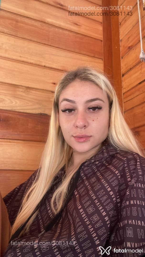 Acompanhante mulher loira (o) de olhos mel em Bom Princípio - Eduarda Caroline
