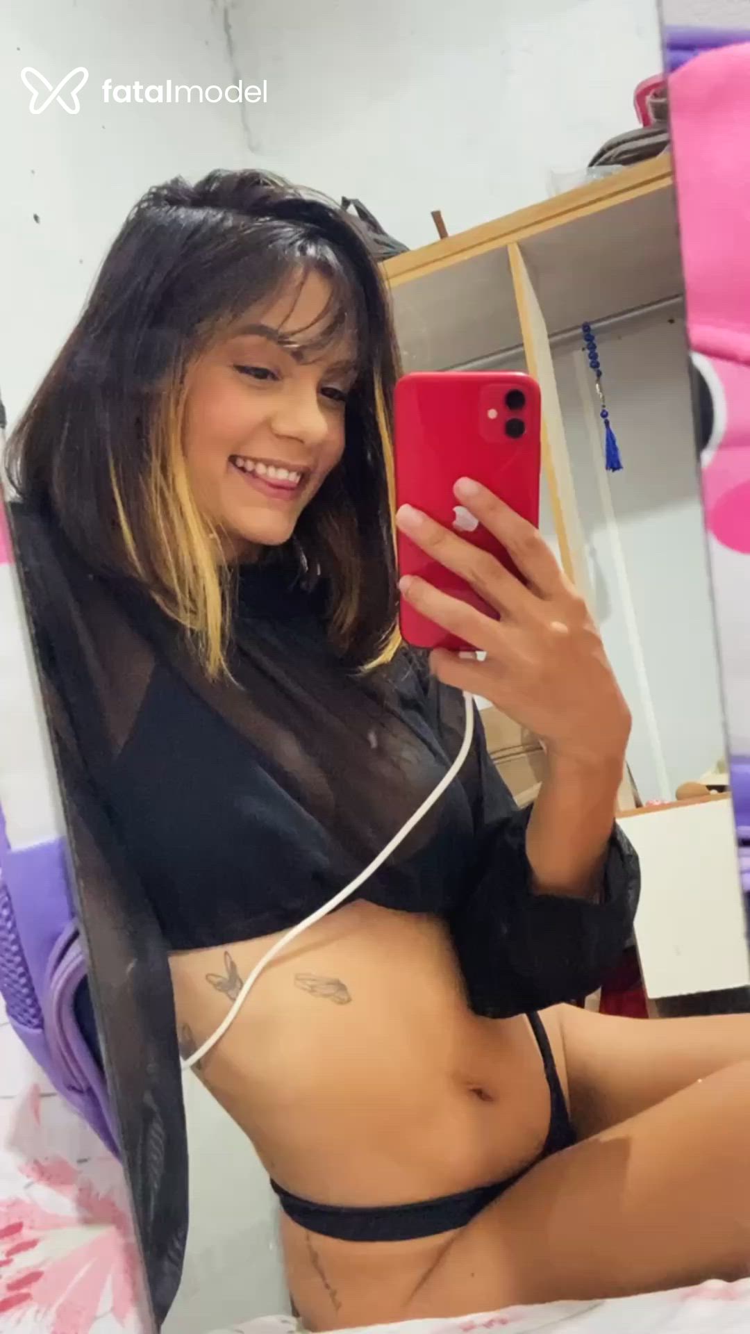 Acompanhante mulher com cabelo castanho de olhos castanhos - Julia