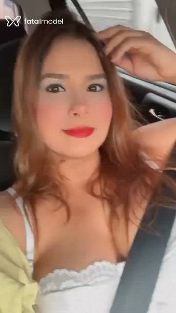 Acompanhante mulher loira (o) de olhos castanhos - Bruna Mercedez