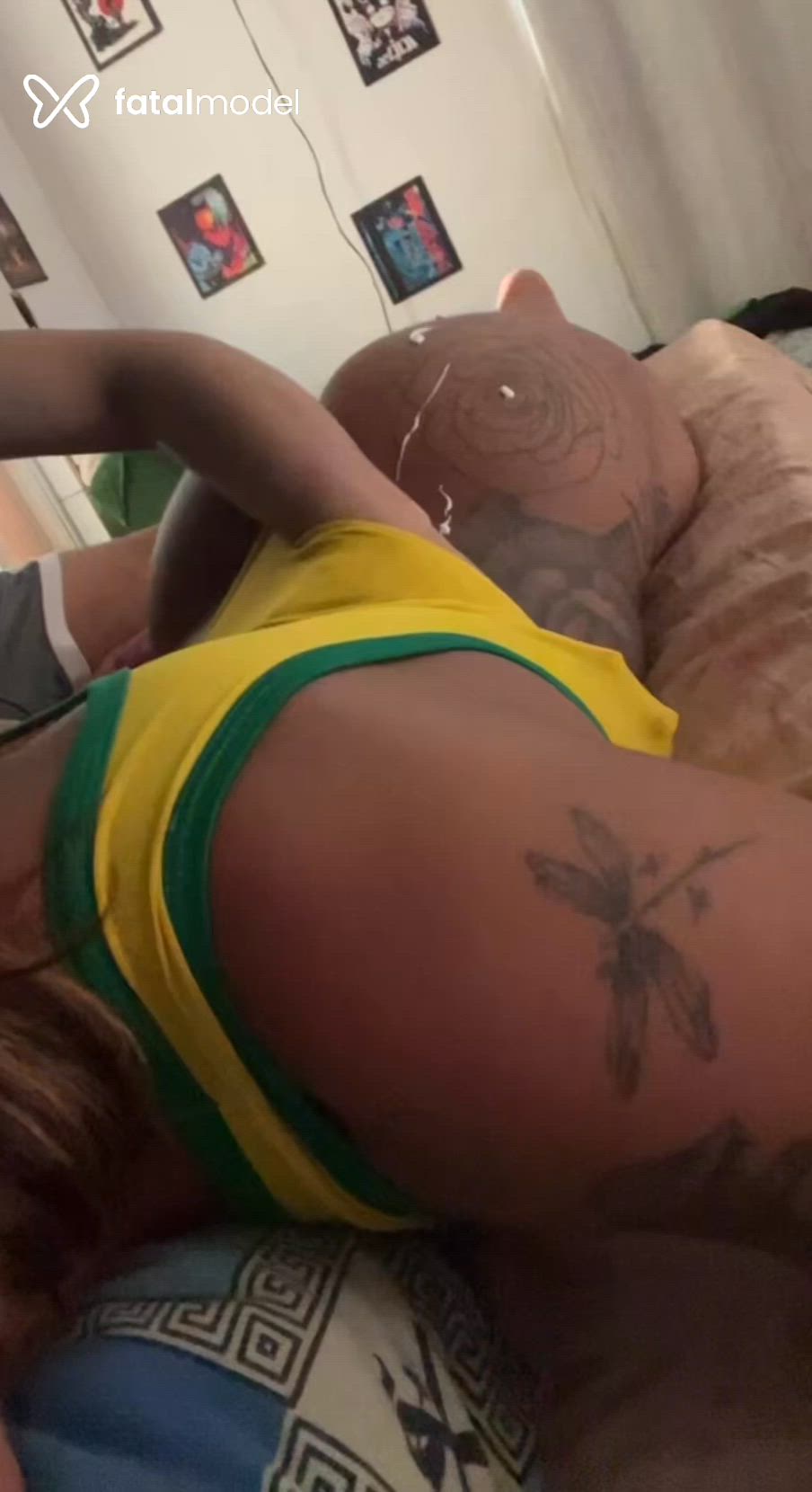 Acompanhante mulher trans com cabelo castanho de olhos castanhos - Bella