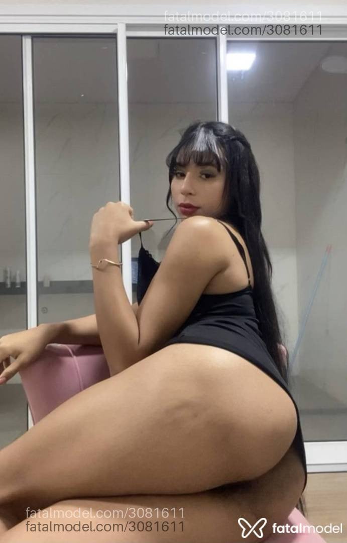 Acompanhante mulher trans morena (o) de olhos pretos em Campo Mourão - Lari Novinhax
