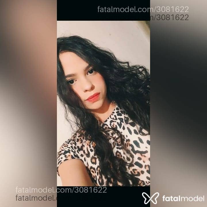Acompanhante mulher morena (o) de olhos pretos - Bruna