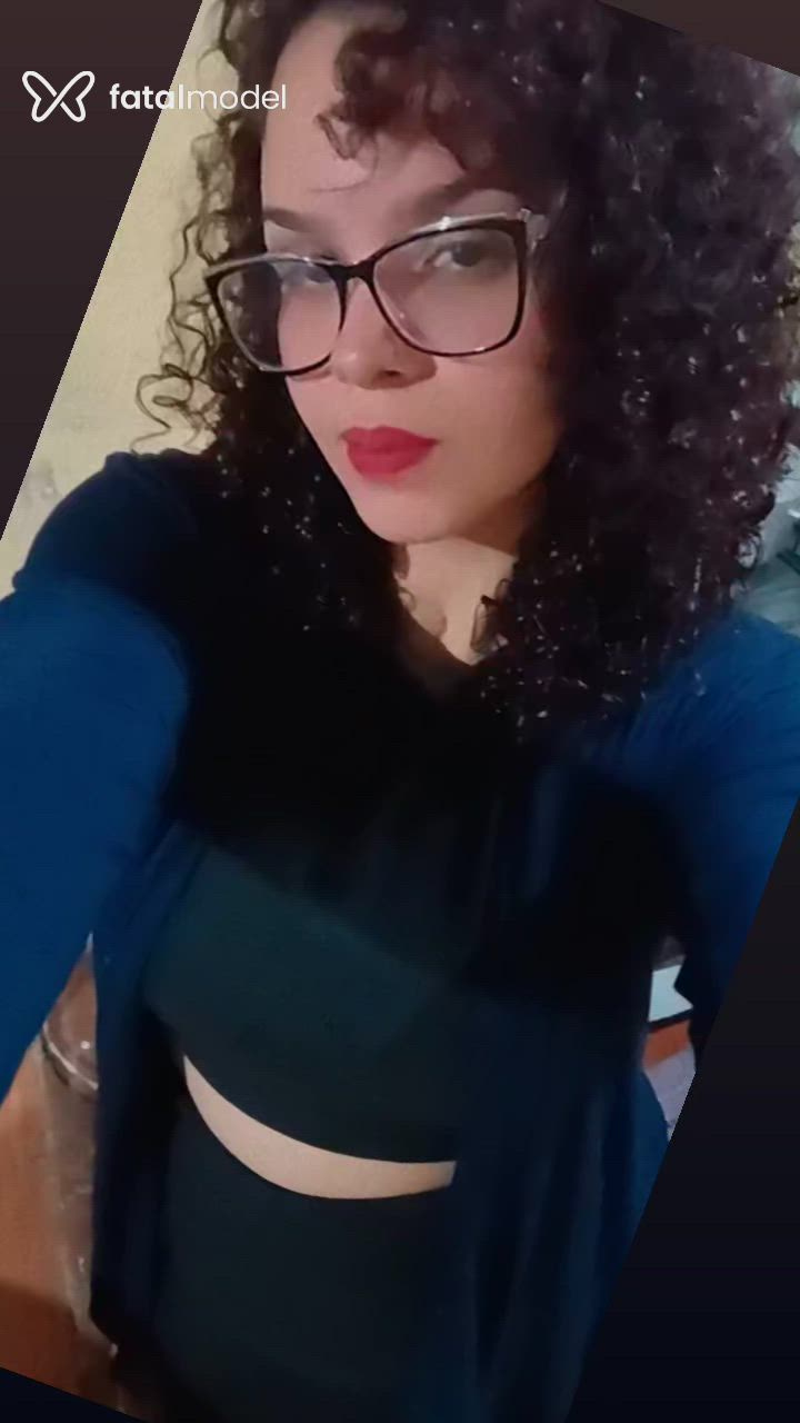 Acompanhante mulher com cabelo castanho de olhos castanhos - Beatriz
