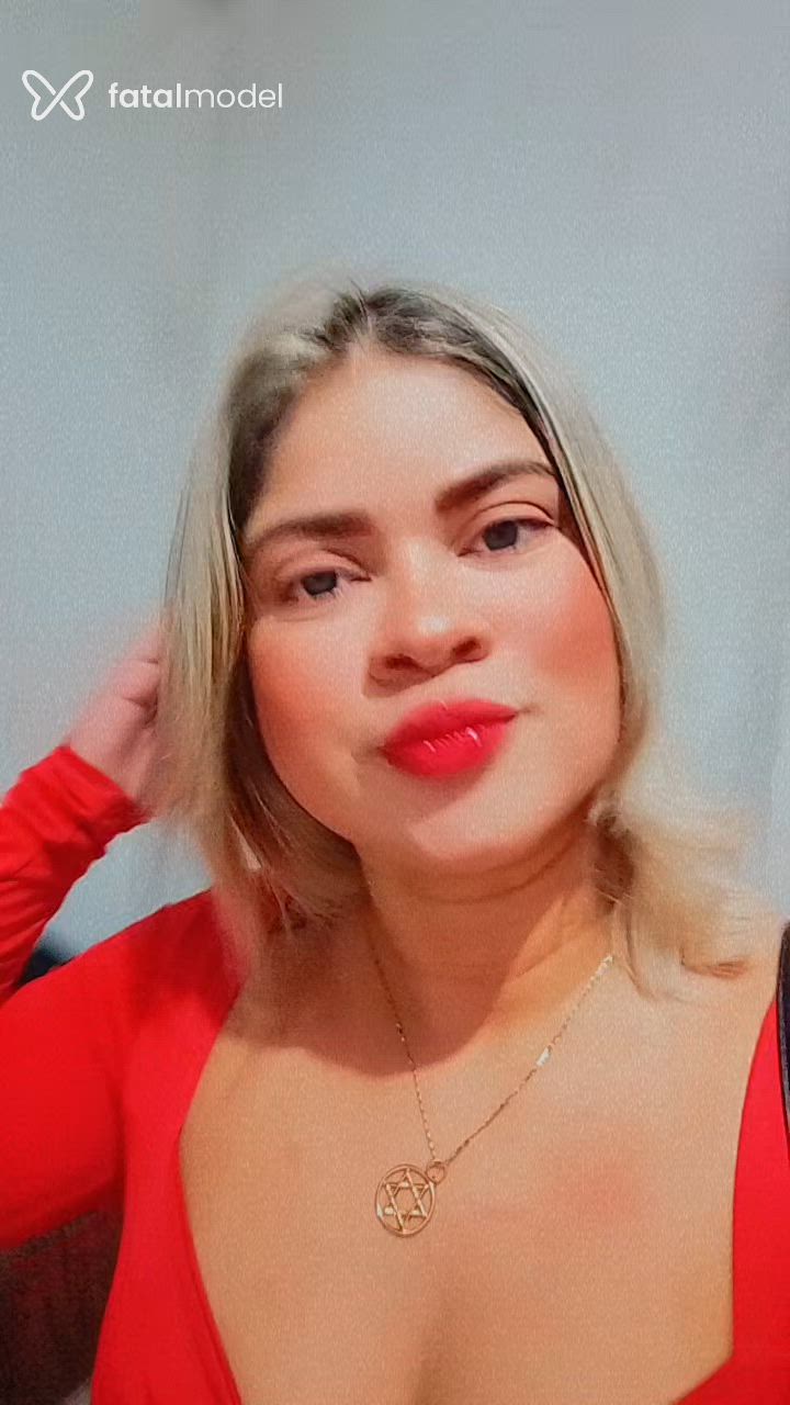 Acompanhante mulher loira (o) de olhos castanhos - Bianca Duarte