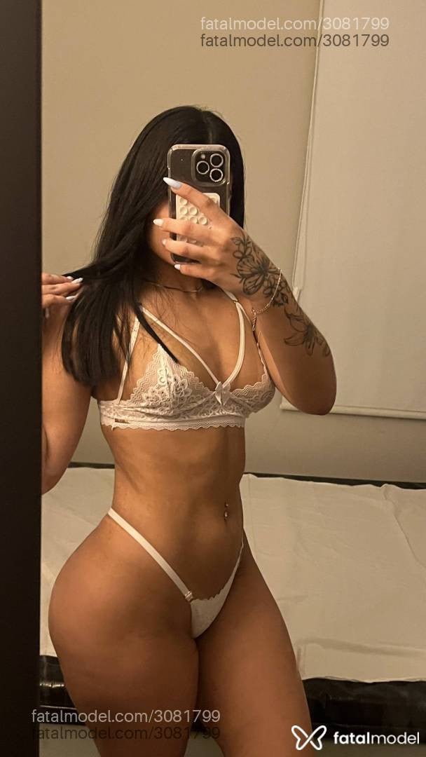 Acompanhante mulher morena (o) de olhos pretos - Dandara Gonzalez