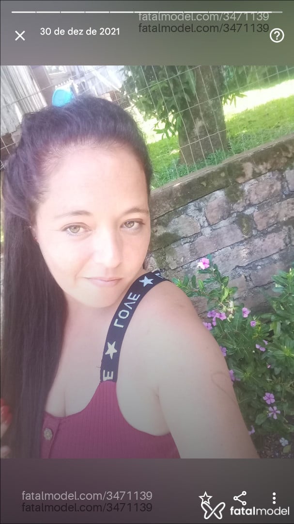 Acompanhante mulher ruiva (o) de olhos verdes - Eduarda