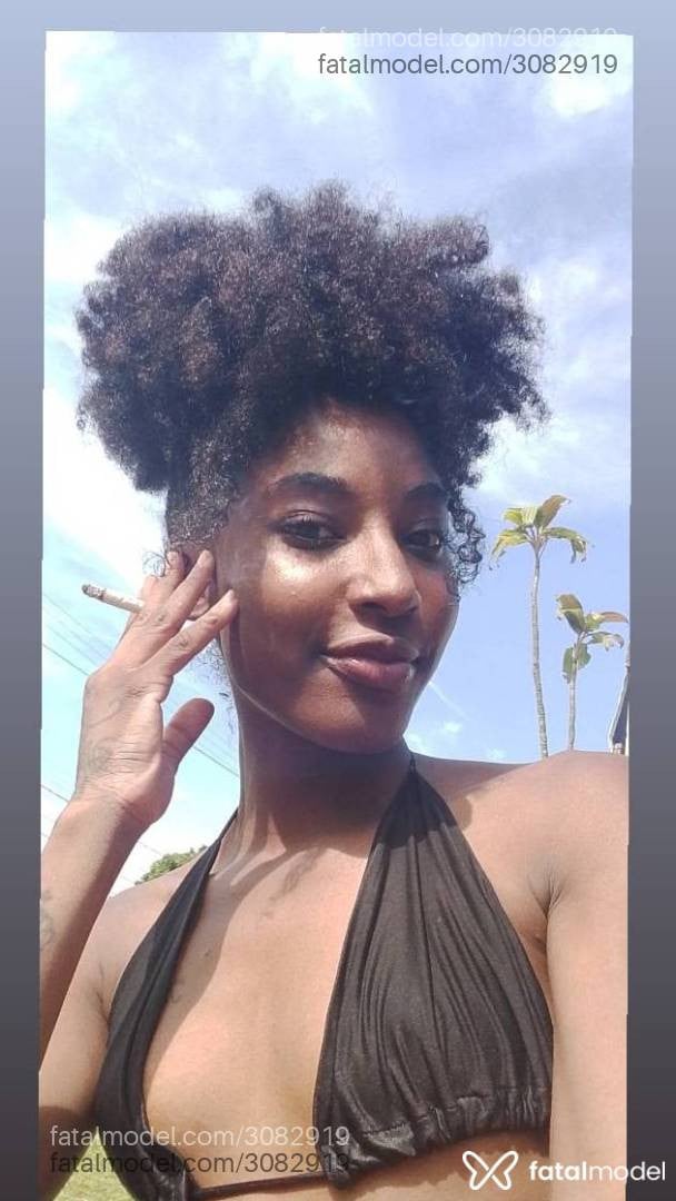 Acompanhante mulher morena (o) de olhos pretos em Pelotas Acompanhante mulher morena (o) de olhos pretos em Pelotas - Pretinhaebony