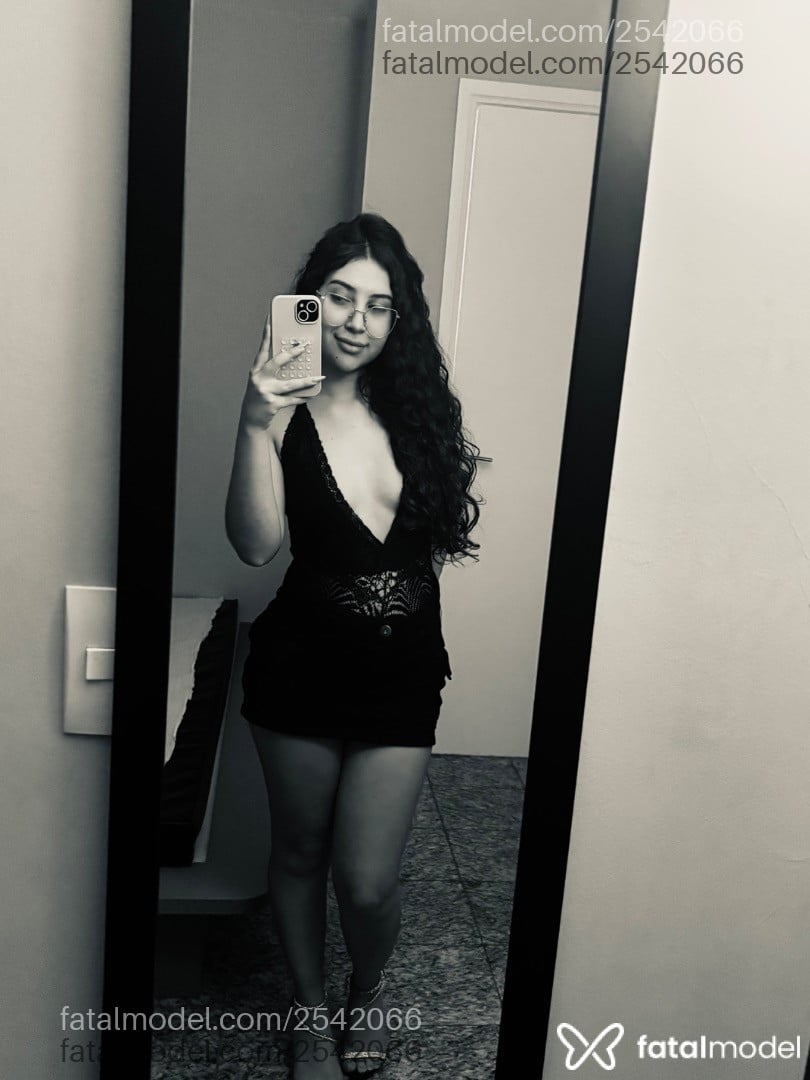Acompanhante mulher morena (o) de olhos castanhos - Gloria Rios