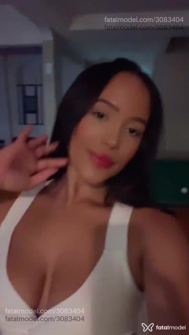 Acompanhante mulher com cabelo castanho de olhos castanhos em Vila Velha - Isadora Venturi