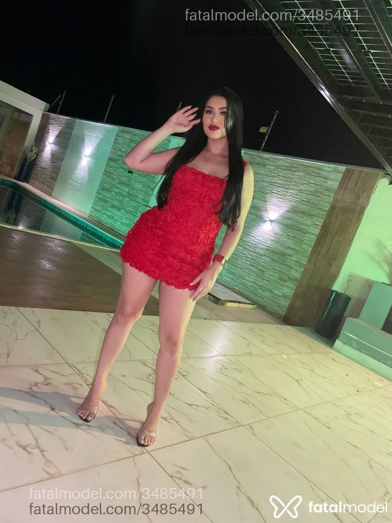 Acompanhante mulher com cabelo castanho de olhos mel - Aylla