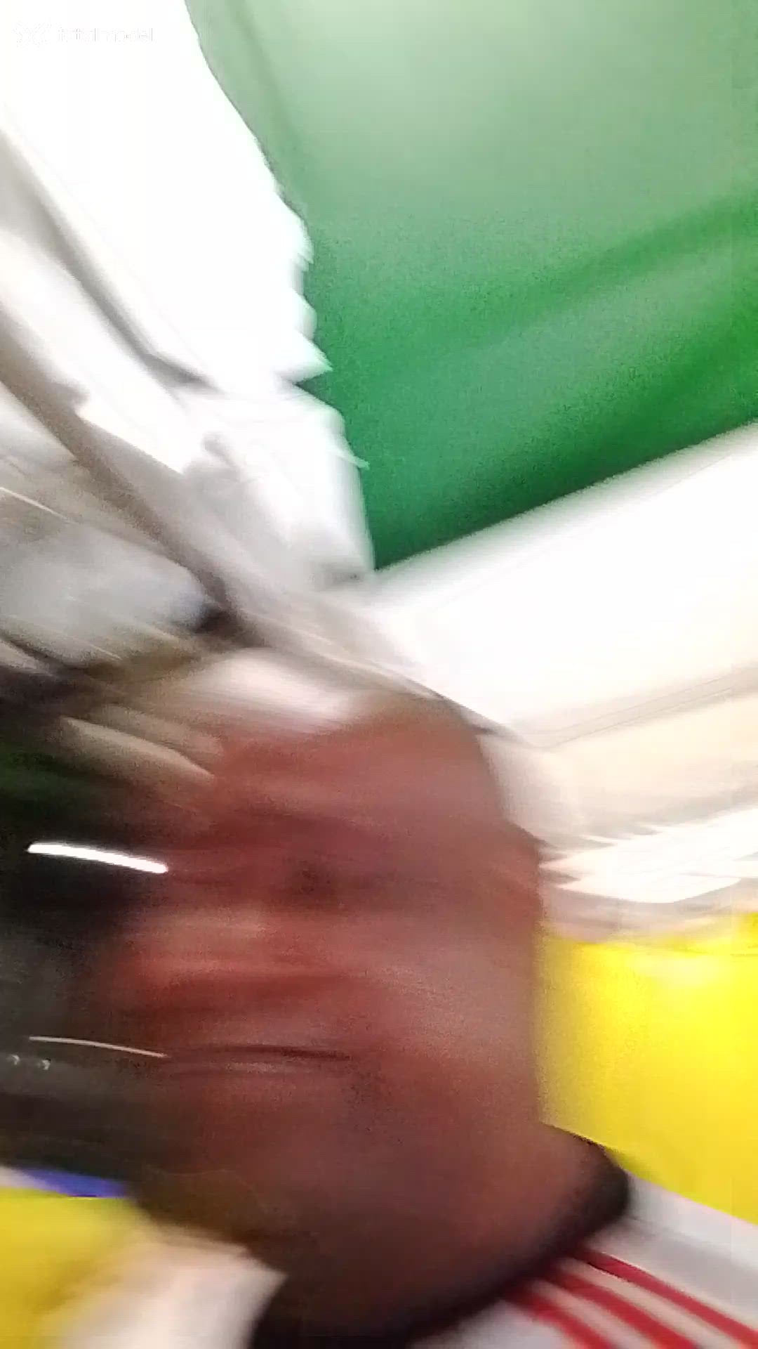 Acompanhante homem sem cabelo de olhos pretos - Diogo