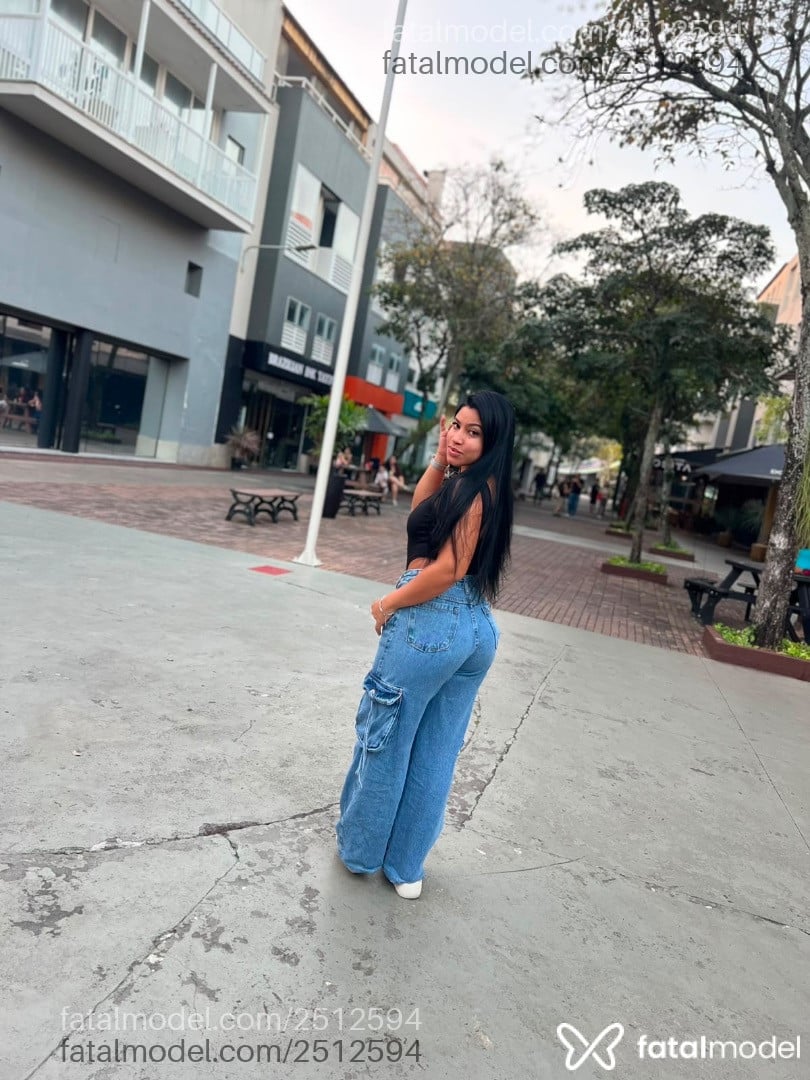Acompanhante mulher morena (o) de olhos castanhos - Jade Andrade
