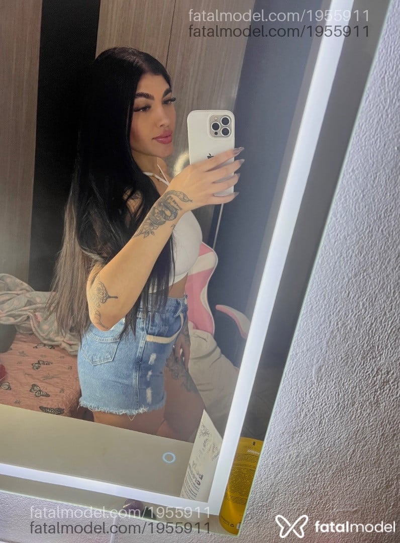 Acompanhante mulher morena (o) de olhos mel - Alice