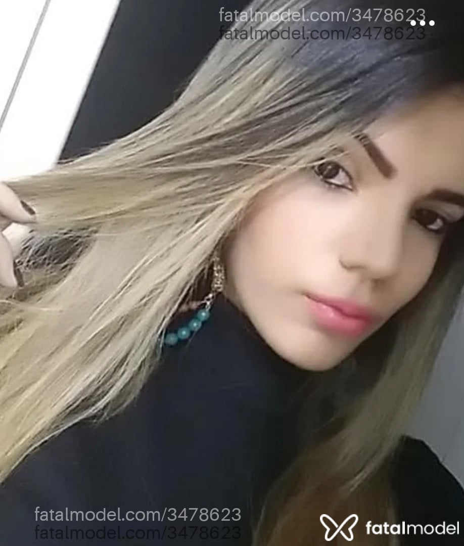 Acompanhante mulher loira (o) de olhos mel - Samantha