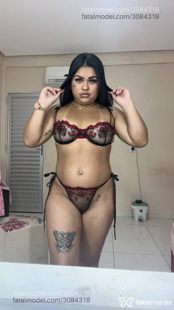 Acompanhante mulher morena (o) de olhos pretos em Manaus - Myrella
