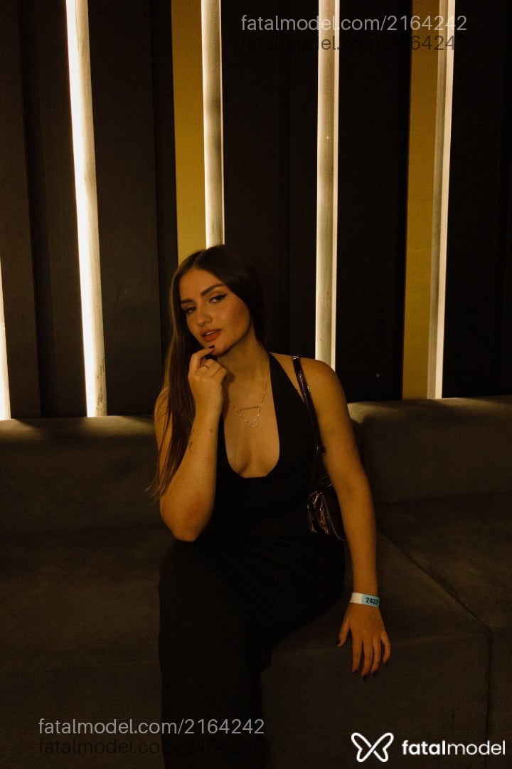 Acompanhante mulher morena (o) de olhos mel - Luiza Fonseca