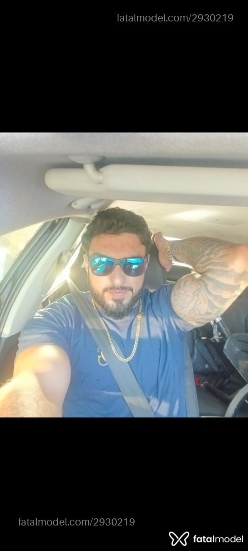Acompanhante homem morena (o) de olhos mel - Hassan