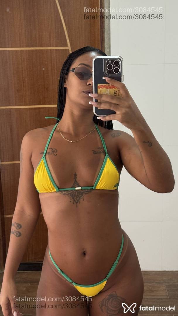 Acompanhante mulher morena (o) de olhos pretos em Niterói - Hayra