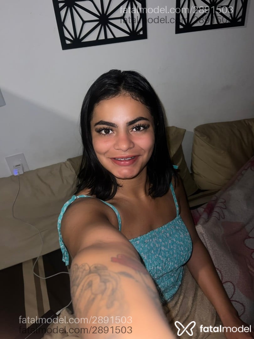 Acompanhante mulher morena (o) de olhos castanhos - Mel Mendes
