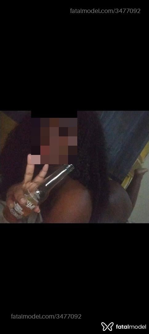 Acompanhante mulher com cabelo castanho de olhos pretos - Rayssa