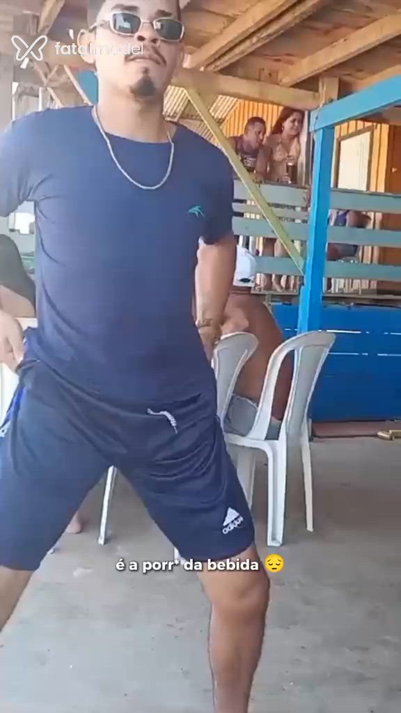 Acompanhante homem morena (o) de olhos castanhos - Apolo