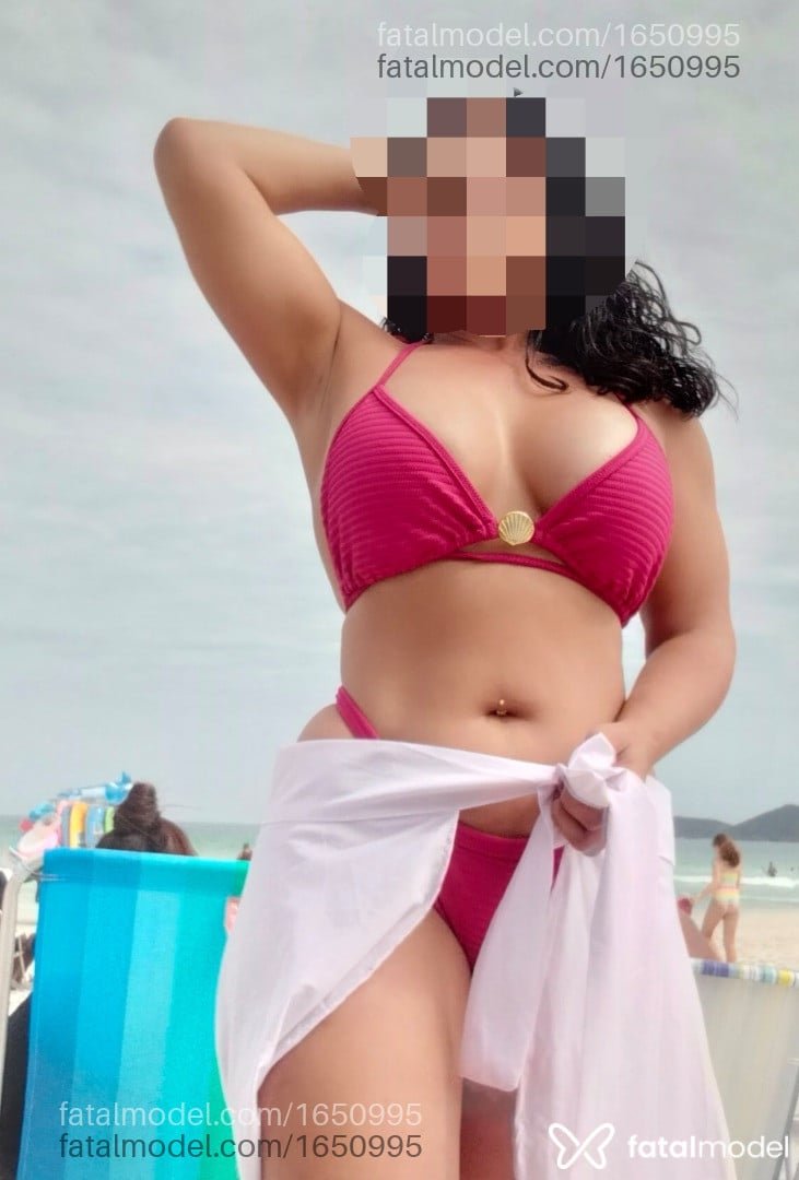 Acompanhante mulher morena (o) de olhos castanhos - Lilian