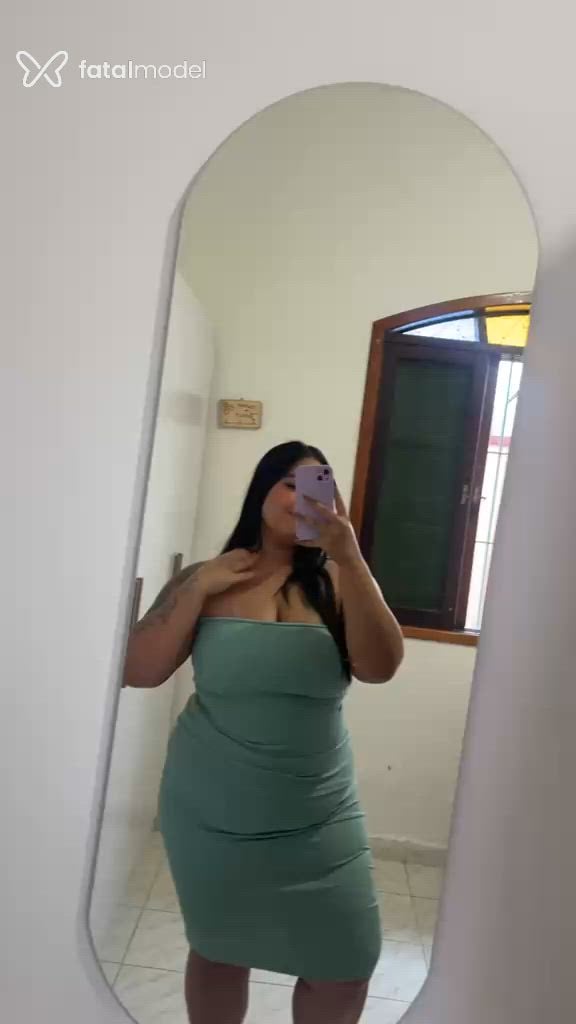 Acompanhante mulher morena (o) de olhos castanhos - Princes