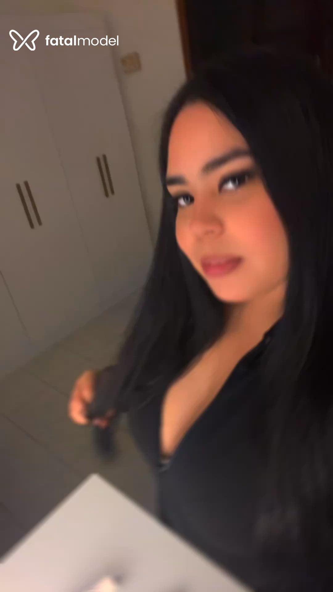 Acompanhante mulher morena (o) de olhos castanhos - Princes