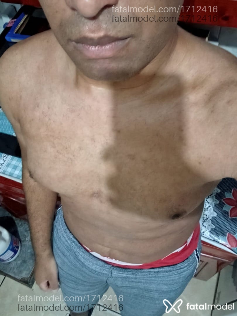 Acompanhante homem morena (o) de olhos pretos - SeuNegãodeprograma