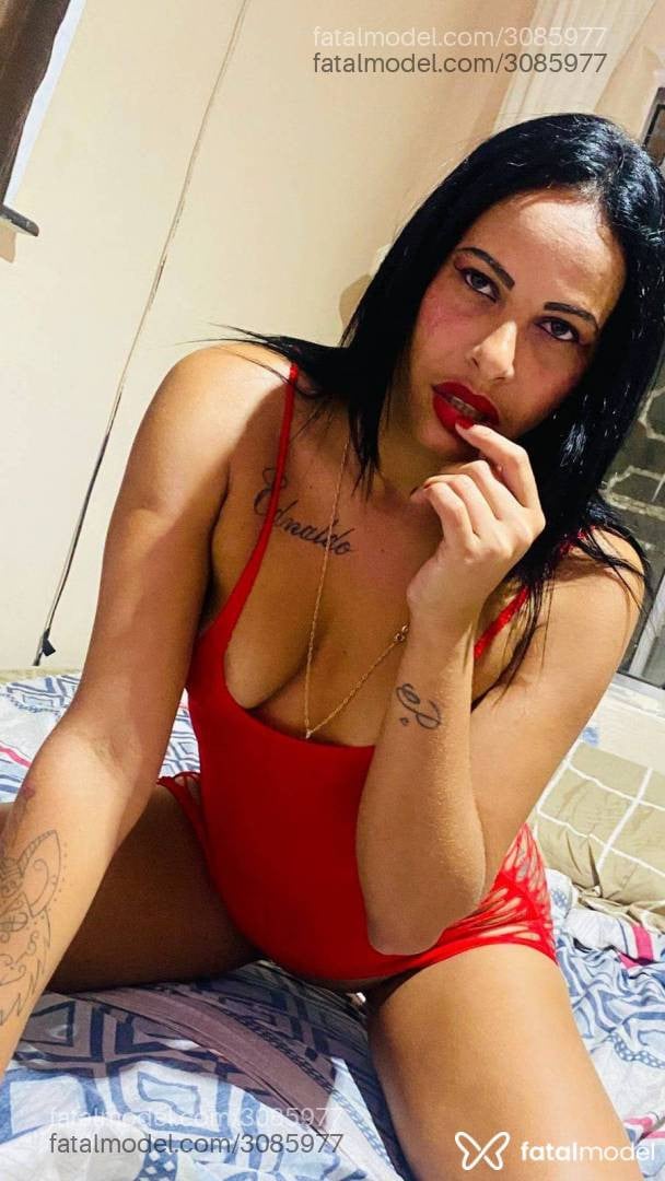 Acompanhante mulher morena (o) de olhos castanhos em Guarujá Acompanhante mulher morena (o) de olhos castanhos em Guarujá - Mel
