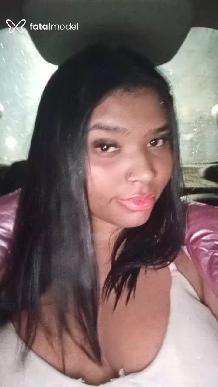 Acompanhante mulher morena (o) de olhos pretos - Vitória Acompanhante mulher morena (o) de olhos pretos - Vitória