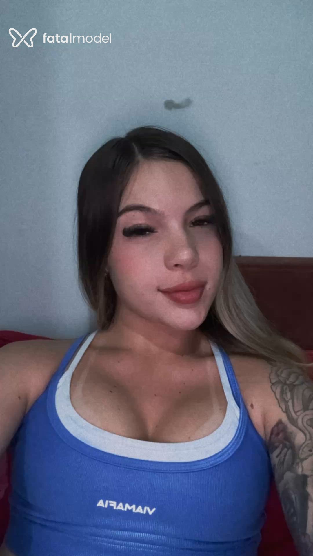 Acompanhante mulher loira (o) de olhos castanhos - Maya Maitê Acompanhante mulher loira (o) de olhos castanhos - Maya Maitê