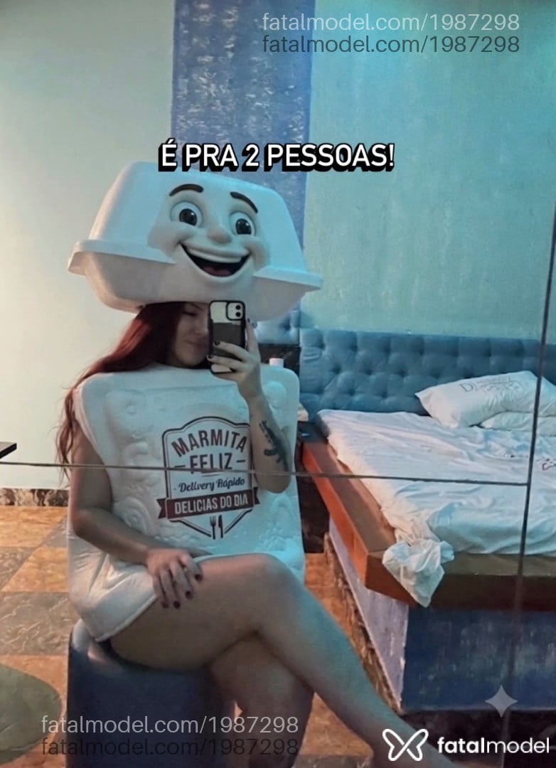 Acompanhante mulher com cabelo castanho de olhos verdes - Eloisa Batista
