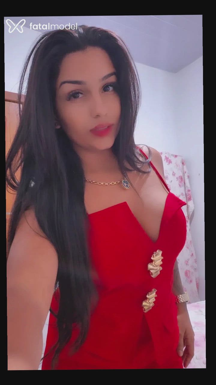 Acompanhante mulher morena (o) de olhos pretos - Mariane Moreira