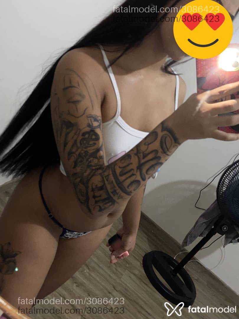Acompanhante mulher morena (o) de olhos mel em Maringá - Bia Oliveira