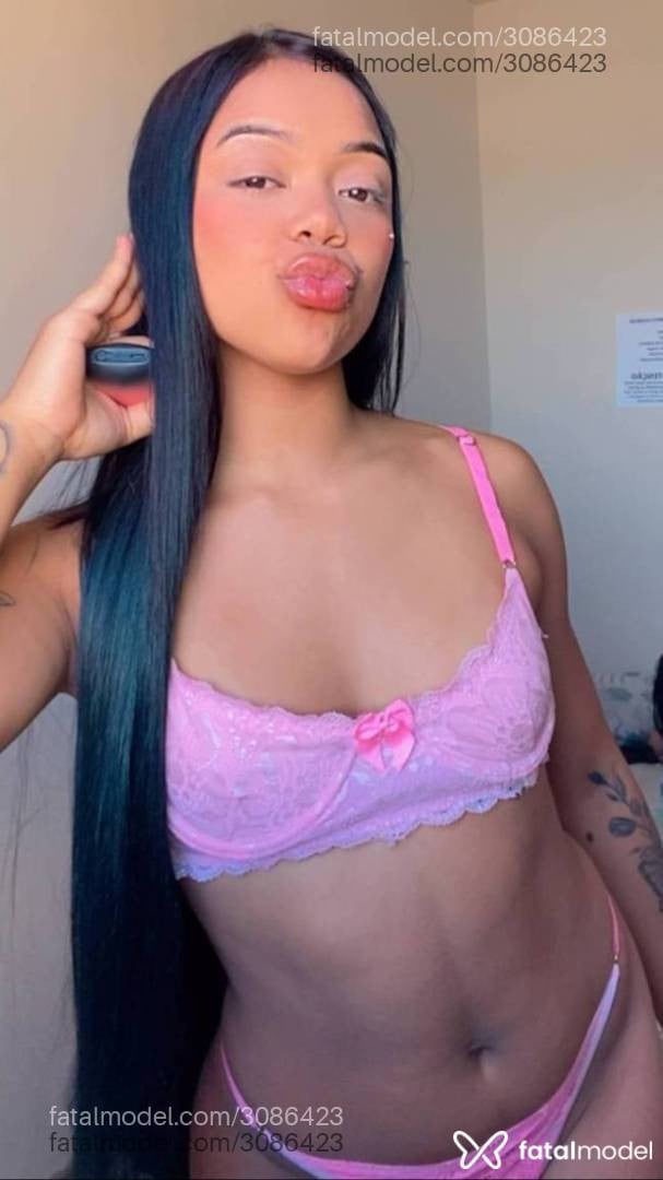 Acompanhante mulher morena (o) de olhos mel em Maringá - Bia Oliveira