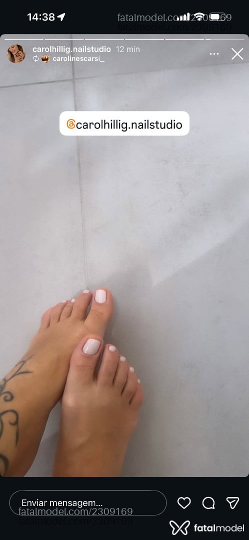 Acompanhante mulher loira (o) de olhos castanhos - Paola gold
