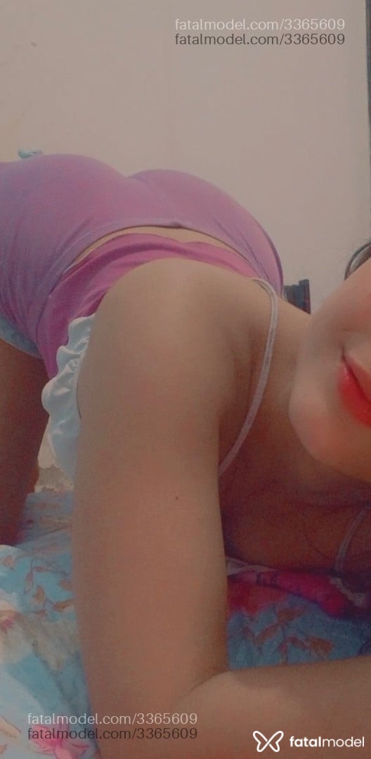Acompanhante mulher morena (o) de olhos mel - Manu