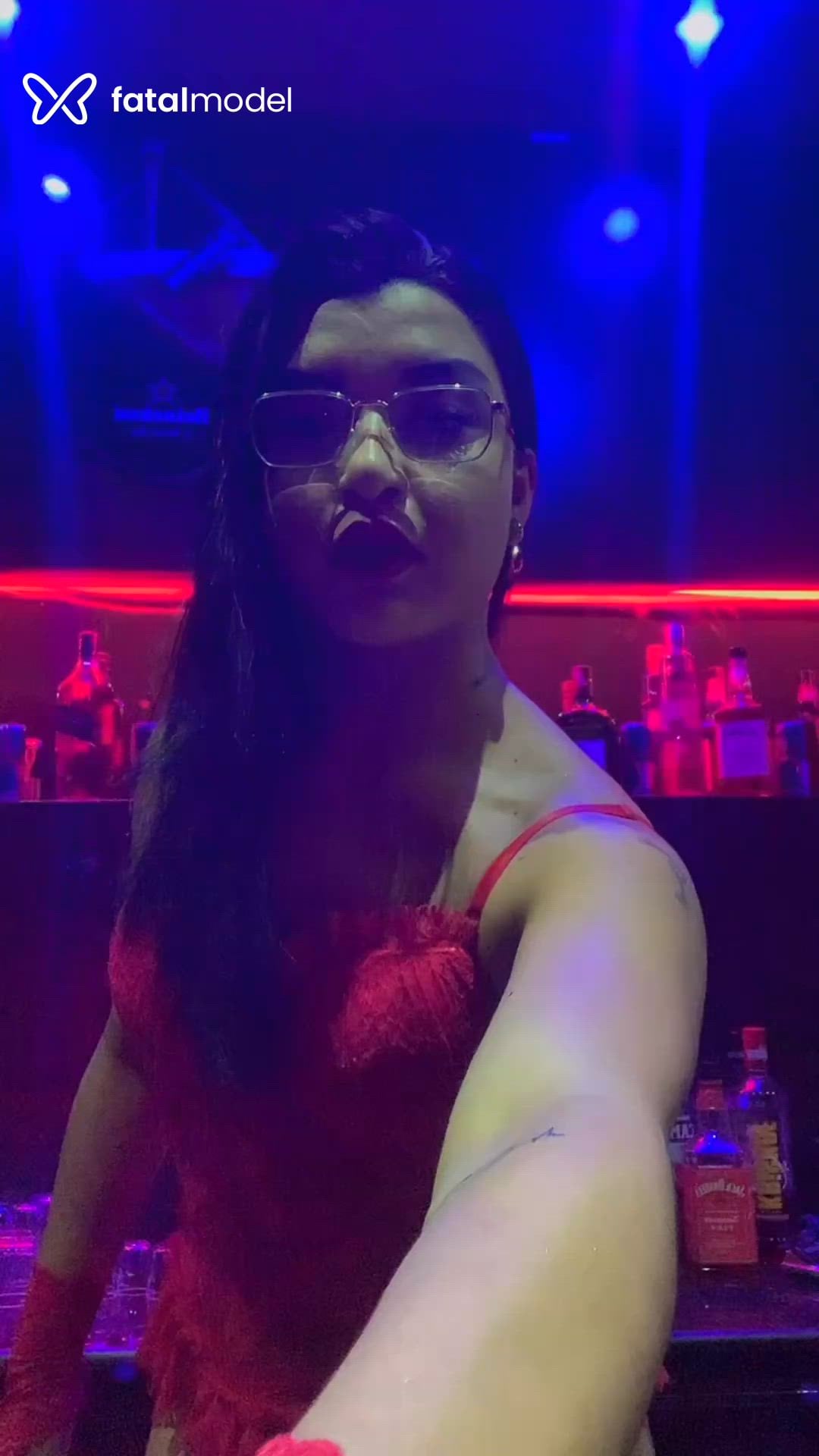 Acompanhante mulher morena (o) de olhos castanhos - Anny Vitoria