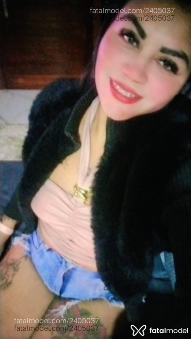 Acompanhante mulher loira (o) de olhos castanhos - Kelzinha