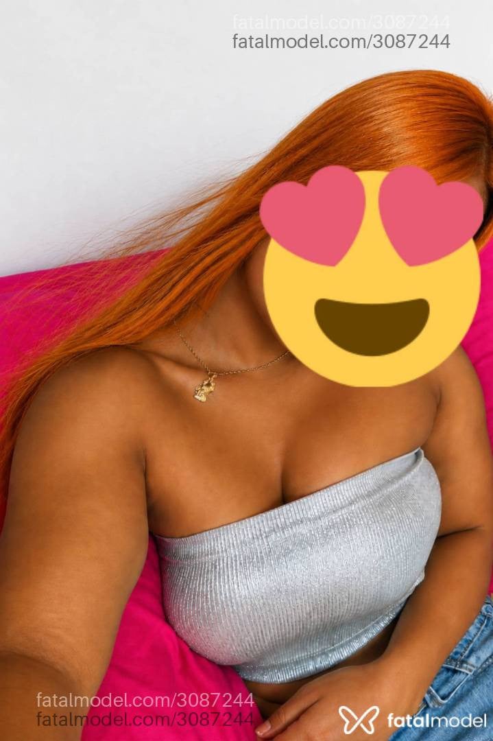 Acompanhante mulher ruiva (o) de olhos castanhos - Karleane