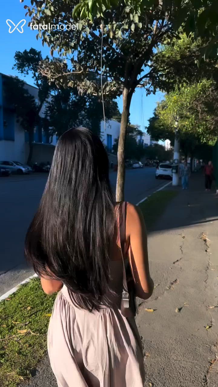 Acompanhante mulher trans morena (o) de olhos castanhos - Mariani