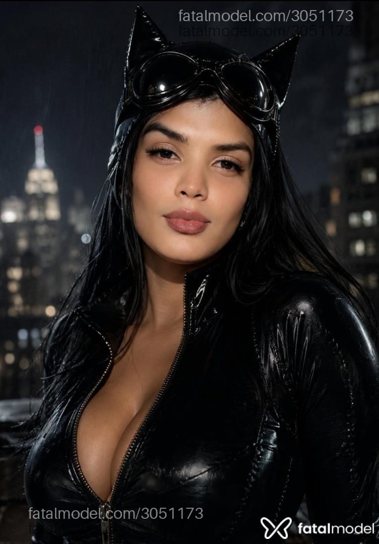 Acompanhante mulher trans morena (o) de olhos pretos - Bruna