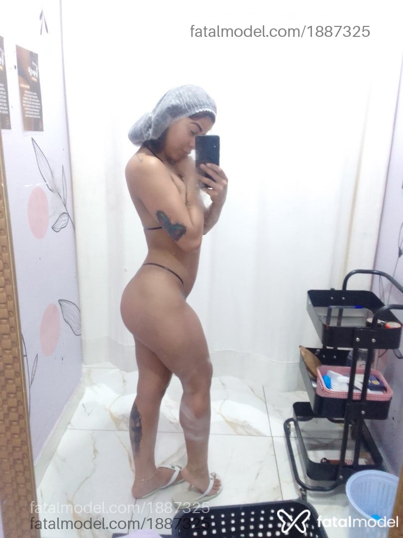Acompanhante mulher com cabelo castanho de olhos pretos - Patricia