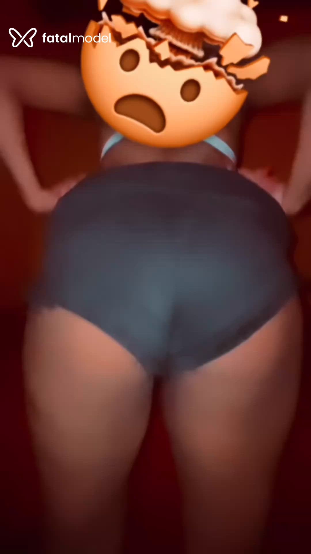 Acompanhante mulher trans morena (o) de olhos castanhos - Larissa Muniz
