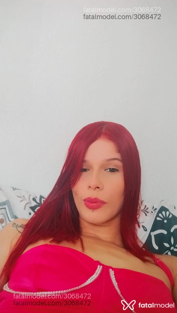 Acompanhante mulher ruiva (o) de olhos castanhos - Ludmilla
