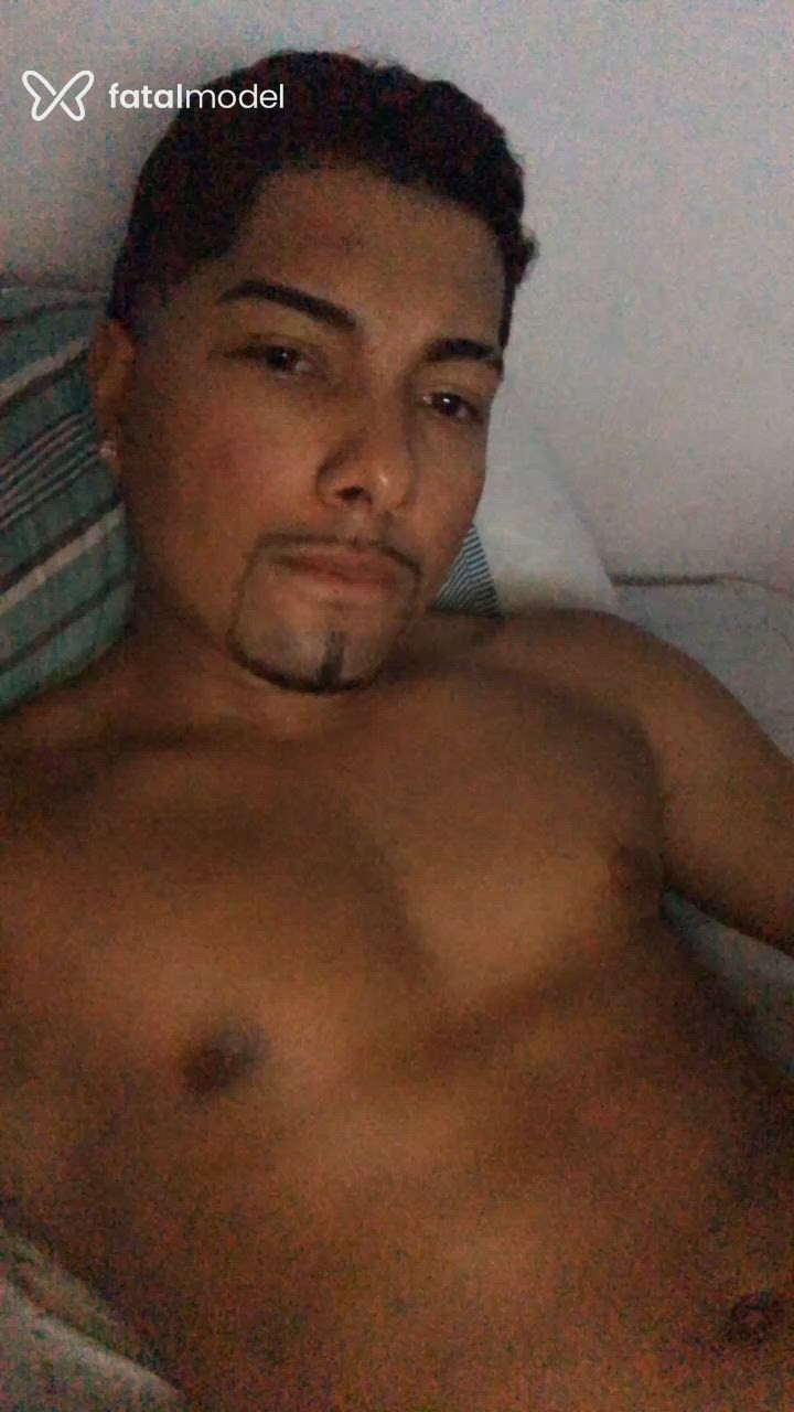 Acompanhante homem morena (o) de olhos pretos - NovinhoBh